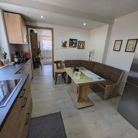 Small Bedroom In Amberg * آمبرغ