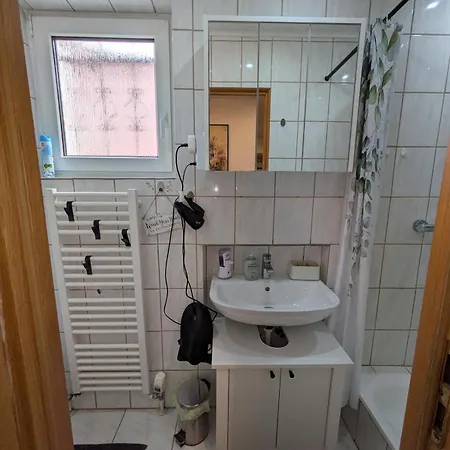 Small Bedroom In Amberg آمبرغ